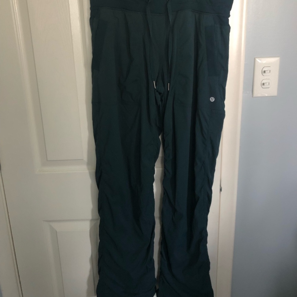 Lululemon teal lined track pant sz. 8